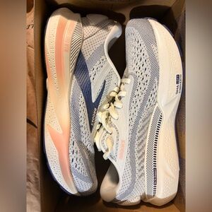 Brooks Women's White and Blue Running Shoes